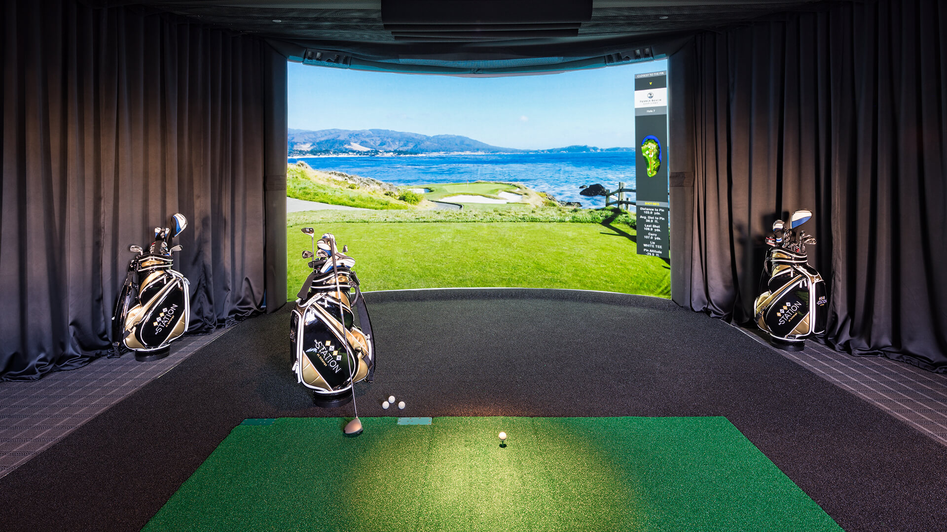 HD gold simulator with access to private lessons from golf professionals